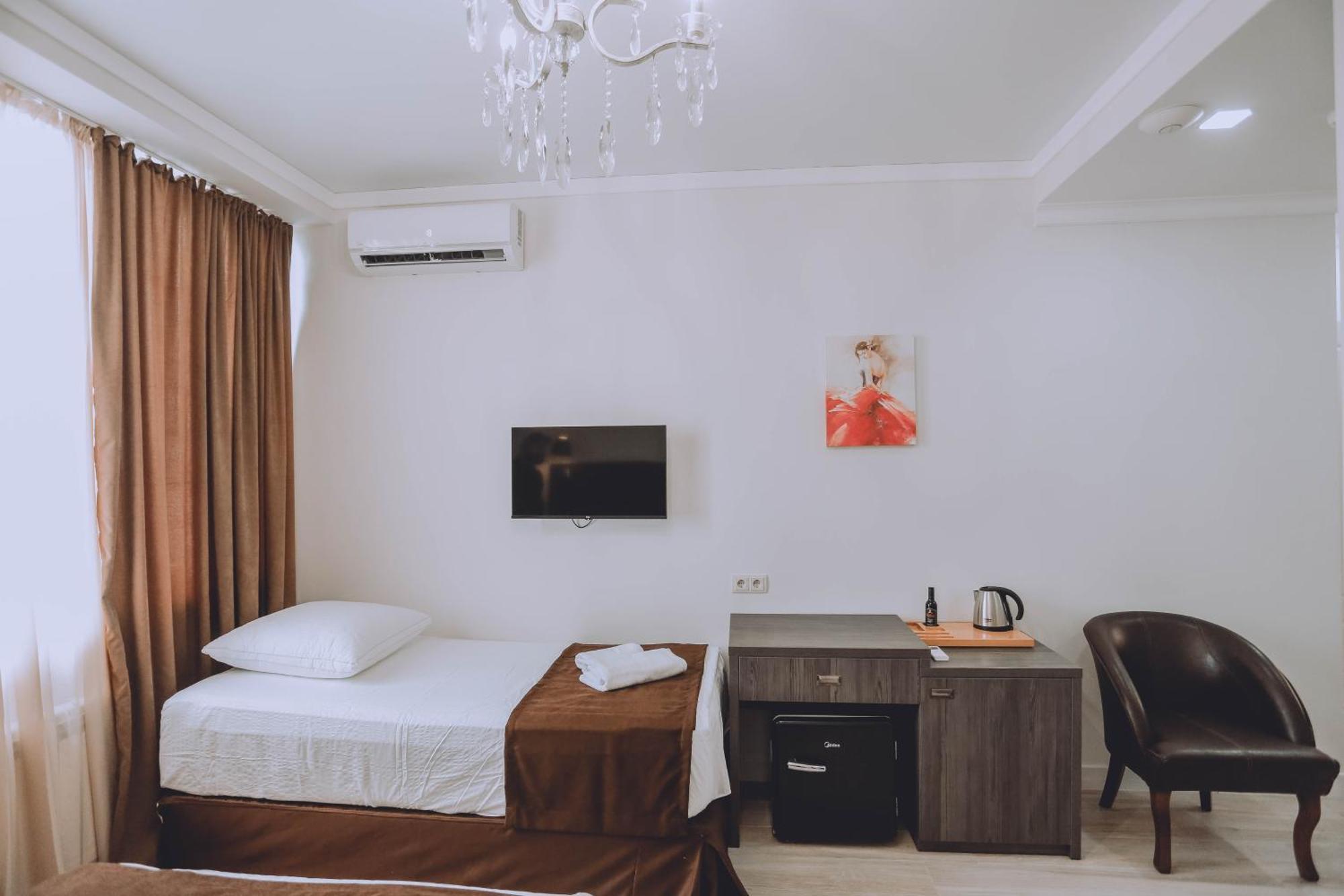 Royal Medis Hotel Batoumi Extérieur photo